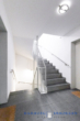 Treppenhaus - 2-Zimmer-Wohnung in ruhiger Lage mit sonnigem Balkon und Tiefgaragenstellplatz nahe am UKE