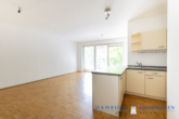 Wohnzimmer/Küche - 2-Zimmer-Wohnung in ruhiger Lage mit sonnigem Balkon und Tiefgaragenstellplatz nahe am UKE
